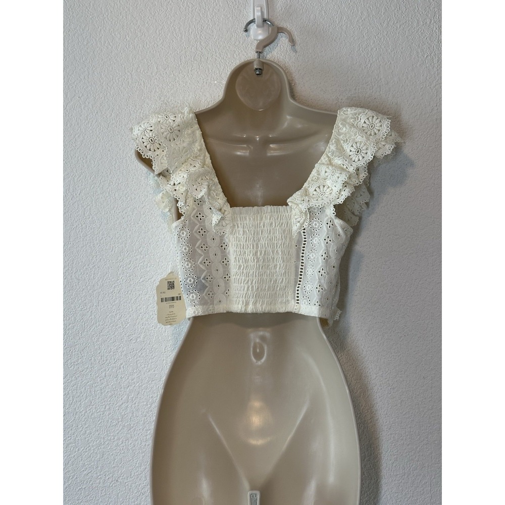 NEW Altar'd State Womens Small Ivory Peasant Crop Top Blouse Eyelet Lace Boho - Picture 3 of 9